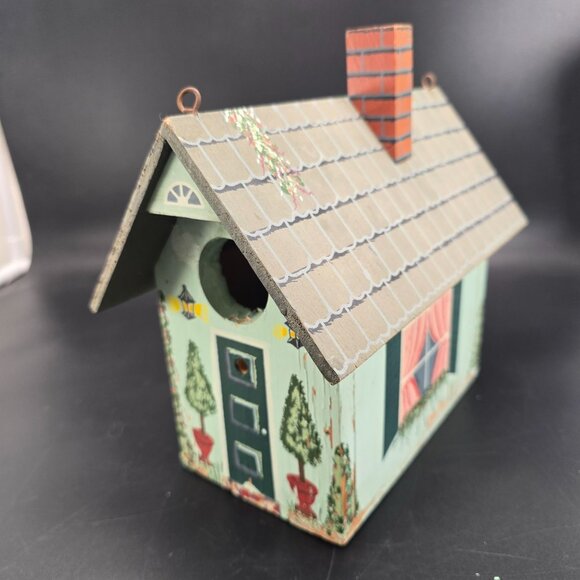 Vintage Birdhouse Green Hand-Painted Wooden Cottage Chimney Windows CM2034 - Picture 5 of 13